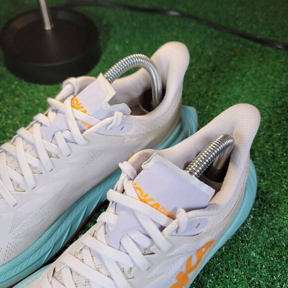 HOKA ONE ONE CARBON X2 - WOMEN'S RUNNING SHOES - SIZE 8.5B - Picture 5 of 9